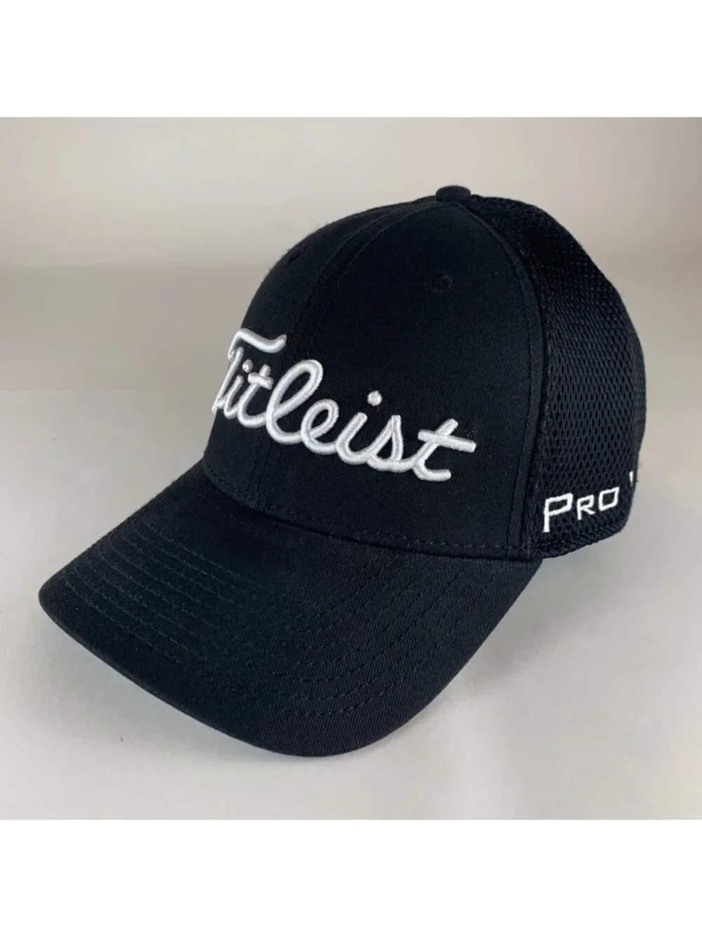 Titleist FootJoy Black New Era 39Thirty Stretch Fitted Hat Mens M/L